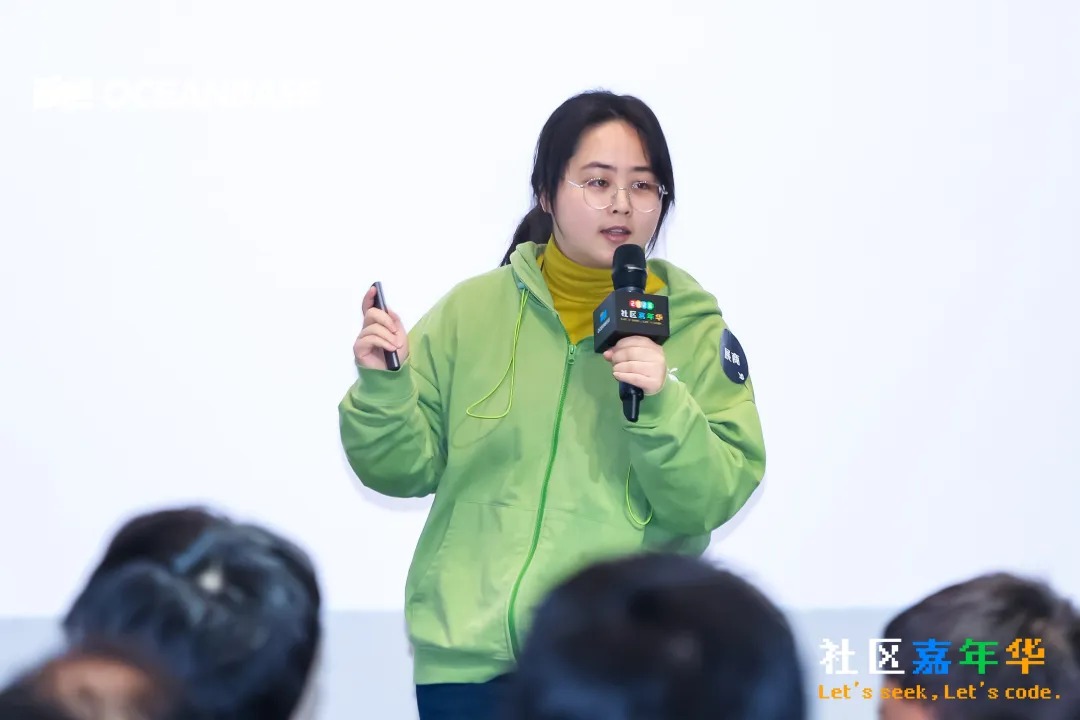 社区嘉年华现场直击！开源开放，生态共赢！13岁少年拿下 AI Coding 第二名！